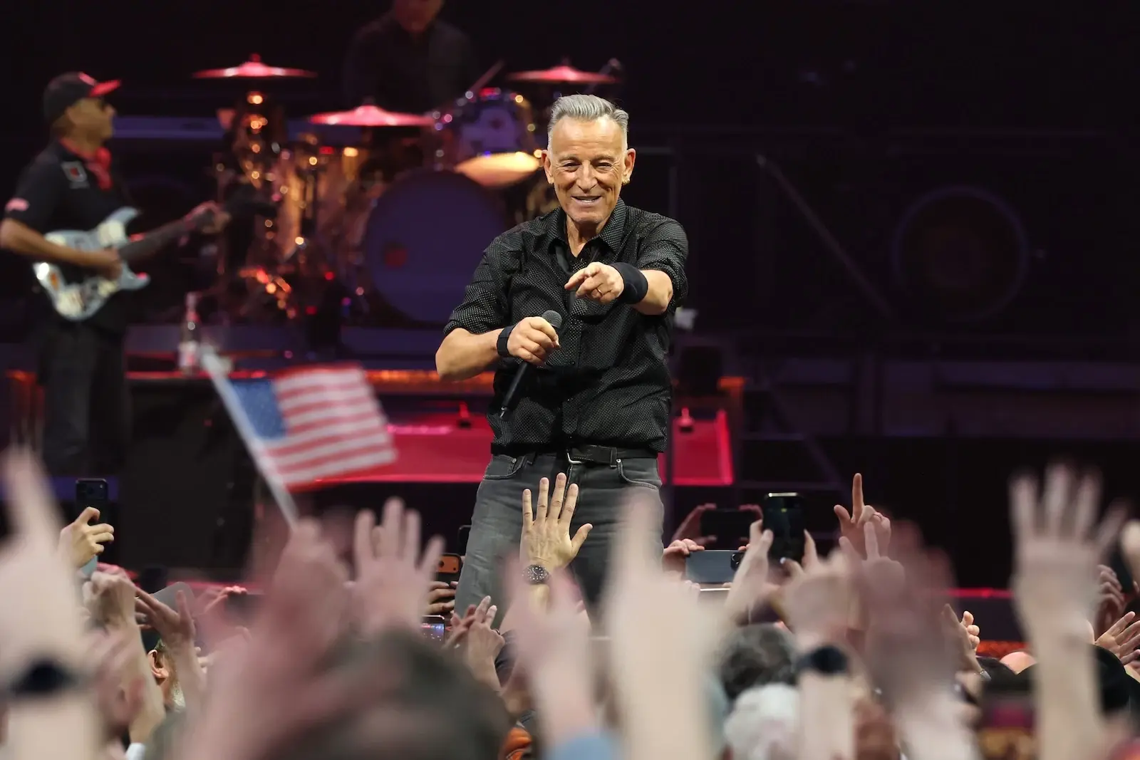 attachment-brucespringsteen-1