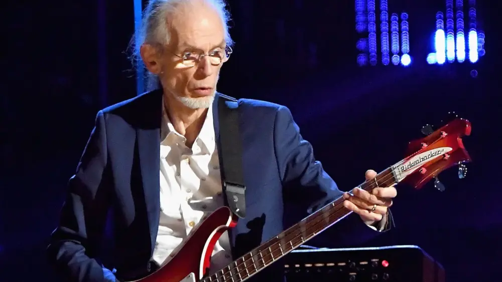 attachment-steve-howe-yes-gettyimages-665962738