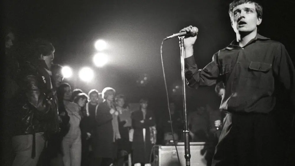 attachment-joydivision
