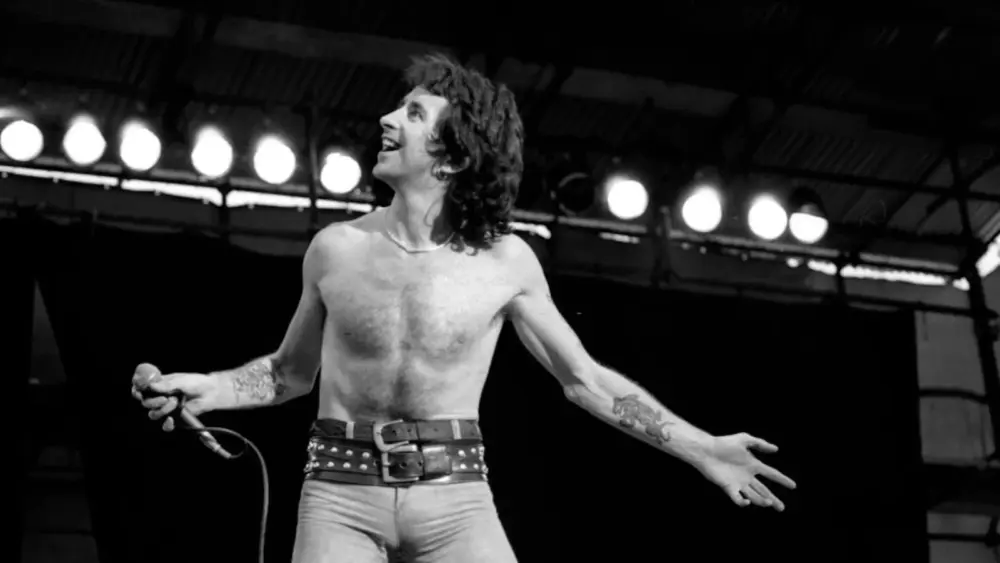 attachment-bon-scott-acdc-concert-image-getty