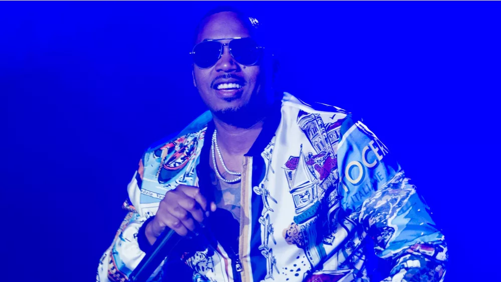 nas-shares-music-video-for-black-magic-wbom-hartford-ct