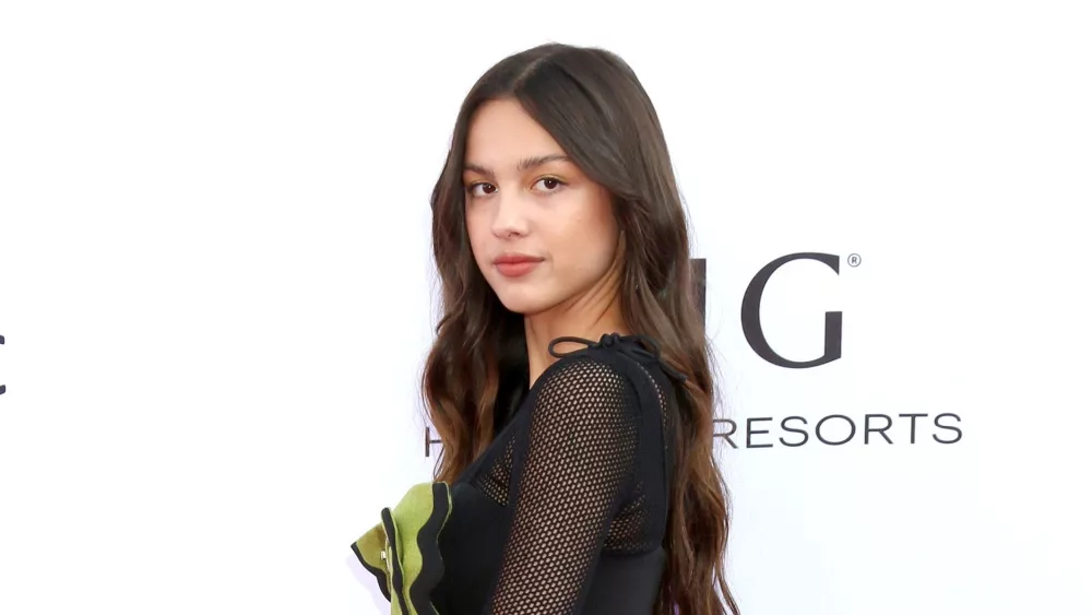 shutterstock_2093280745175082