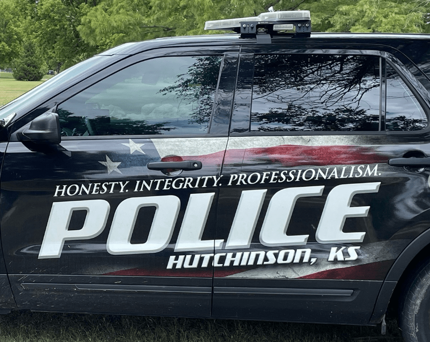 hutchinson-police-3