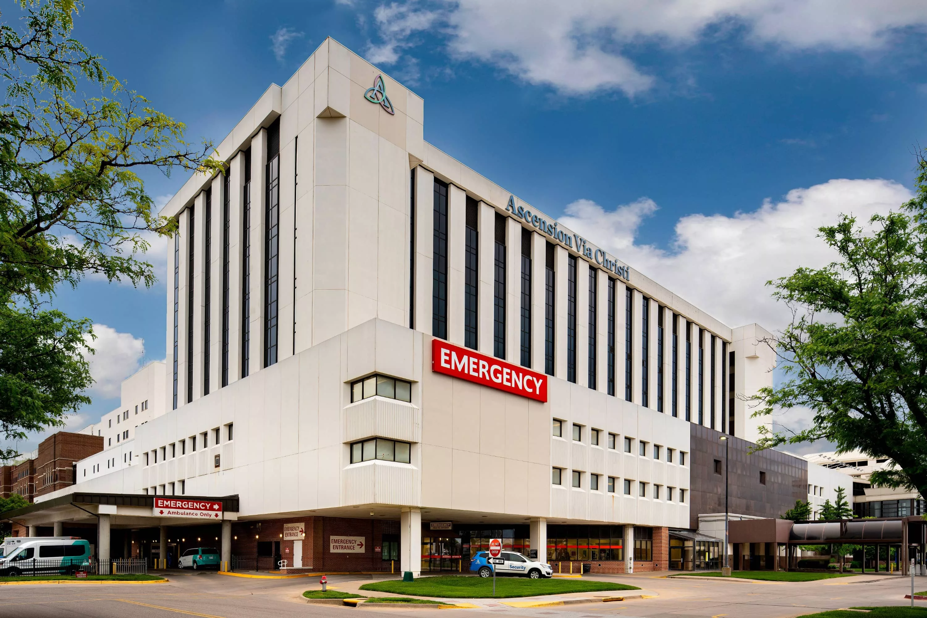 ks_ascensionviachristi_stfrancis_hospital_929nstfrancisst_hi-res_02-jpg-5