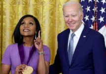 getty_mindy_kaling_white_house_03232023351240