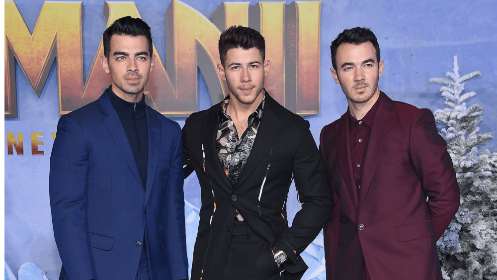 shutterstock_1586057119678616