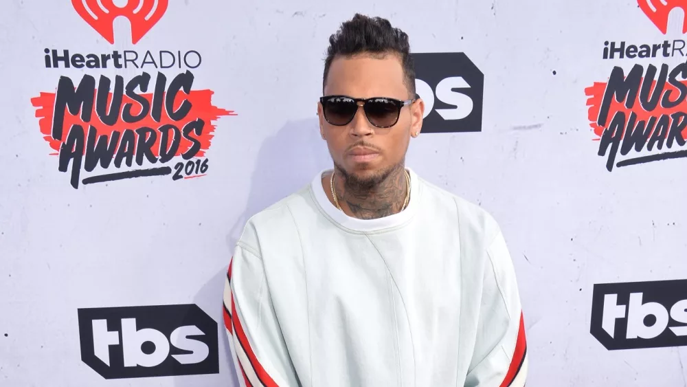 Chris Brown to launch "The 1111 Tour" with support from Muni Long and