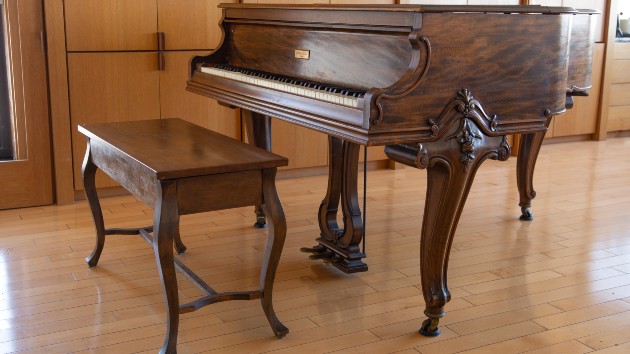 m_dylanpiano_111422