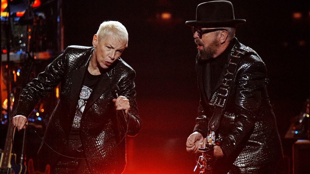 getty_eurythmics_112822
