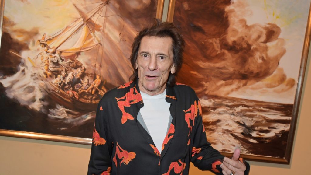 getty_ronniewood_011123