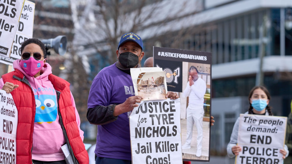 shutterstock_2255382351126552