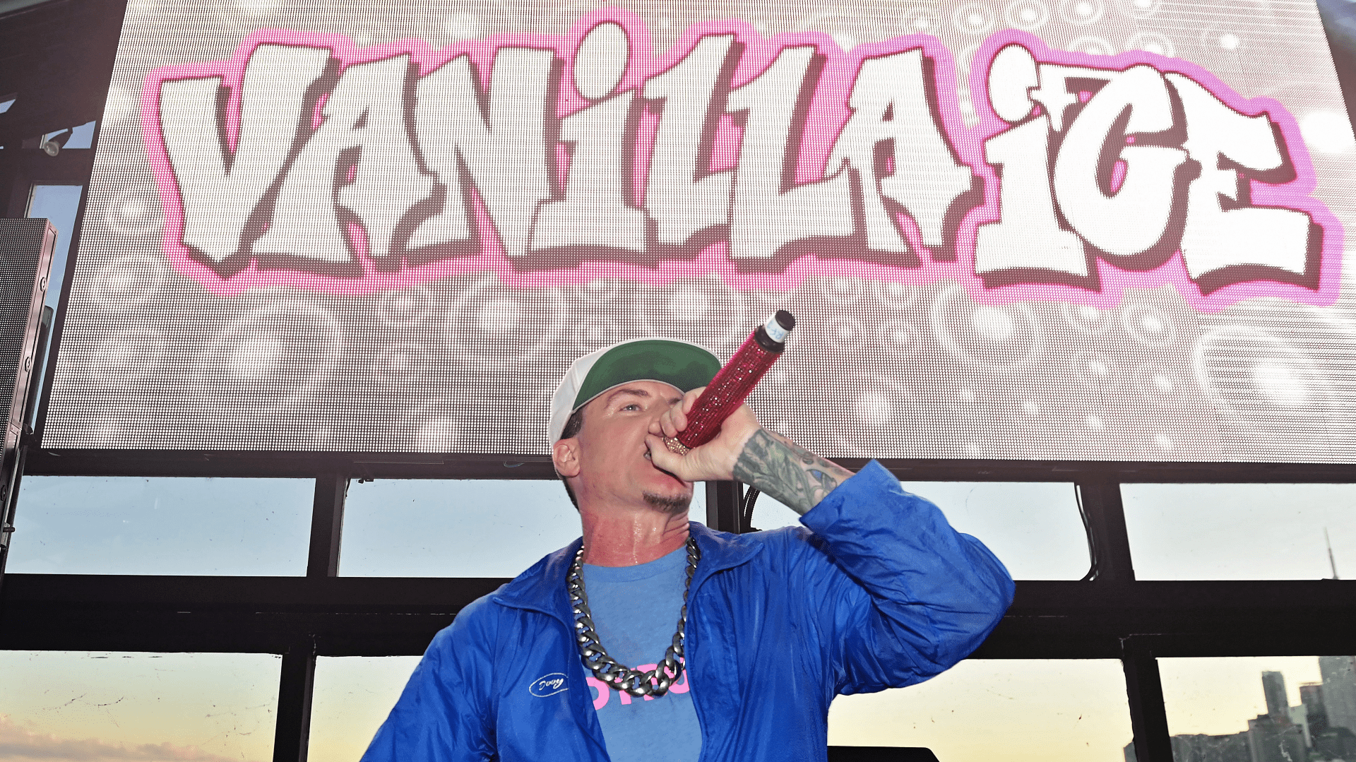 getty_vanillaice_020123410286