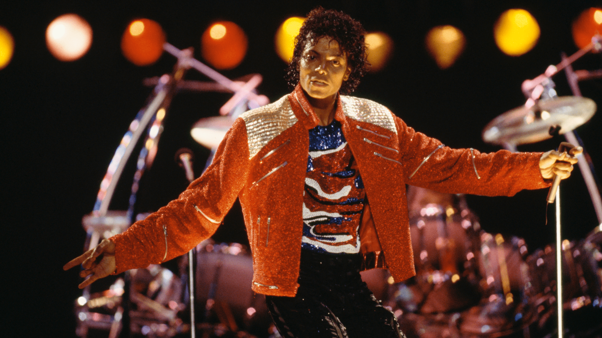 getty_michaeljackson_020723558617
