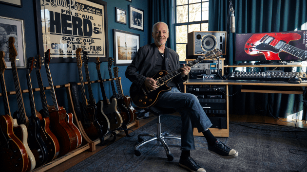 m_peterframpton_020823302378