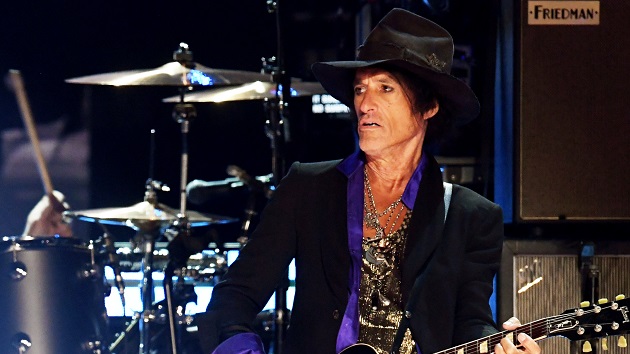 g_joeperry_022223158549