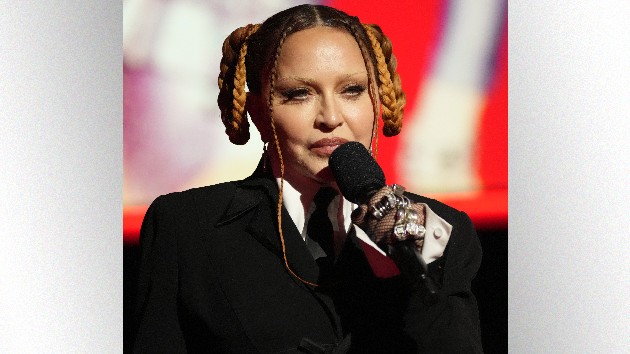 getty_madonnaatgrammys_022623615045