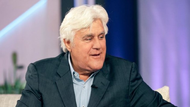 e_jay_leno_kelly_clarkson_03022023213001
