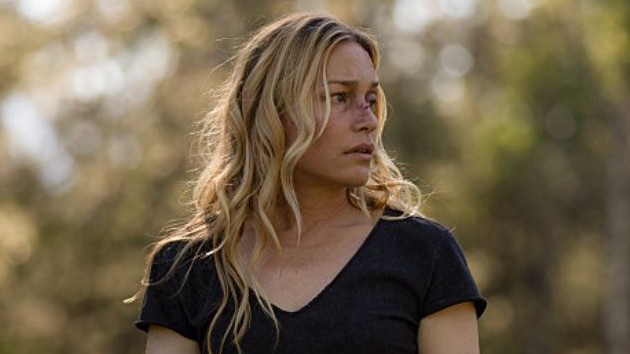 e_piper_perabo_yellowstone_03022023636501