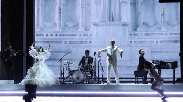 m_davidbyrne_031223999532