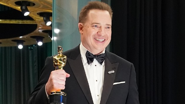 e_brendan_fraser_oscar_03132023799947