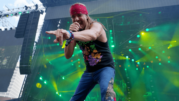 getty_bretmichaels_031523705260