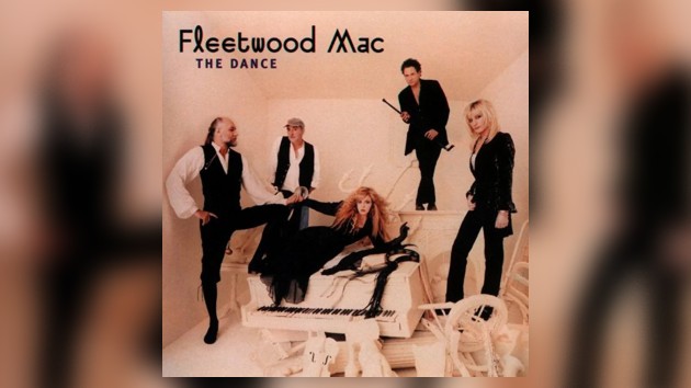 m_fleetwoodmacthedance_032223379824