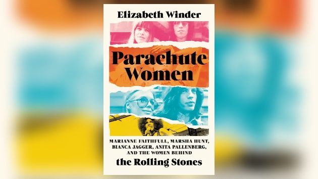 m_parachutewomen_03292393877
