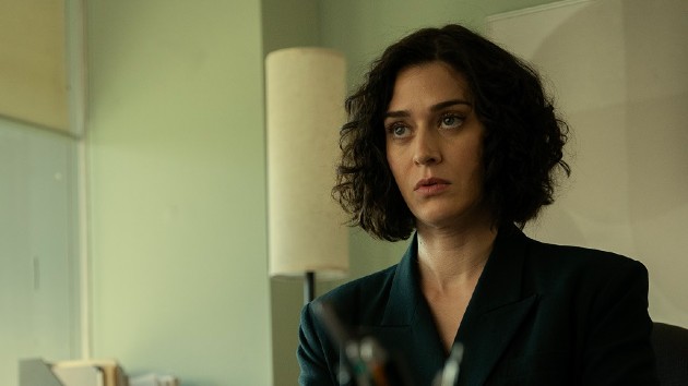 e_fatal_attraction_lizzy_caplan_05042023178358