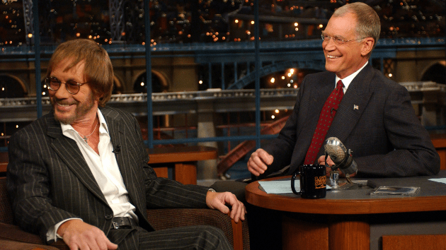 getty_warrenzevondavidletterman_050523607930