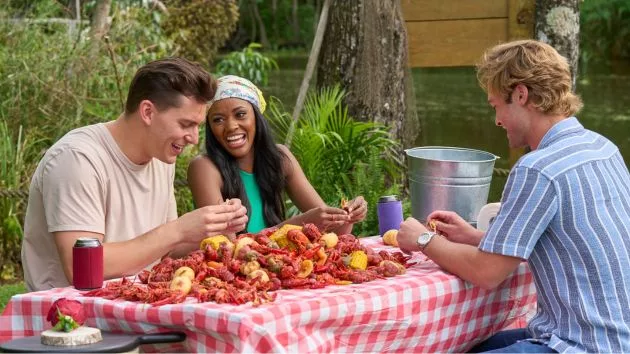 abc_thebachelorette_07252342174