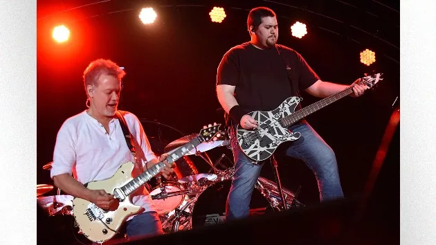 getty_eddieandwolfgangvanhalen_080223246084