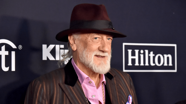 getty_mickfleetwood_08102362720