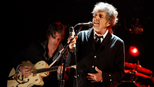 getty_bobdylan_090623403276