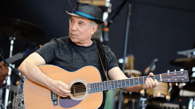 getty_paulsimon_091123328920