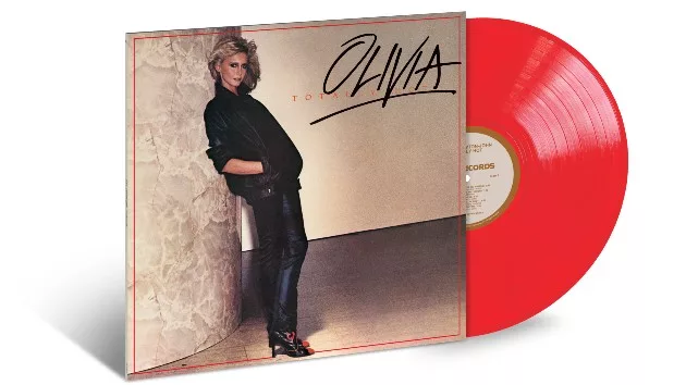 m_olivianewtonjohntotallyhot_092223619828