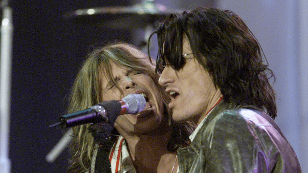 m_joeperrysteventylerabc_062023465614