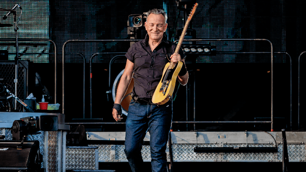 getty_brucespringsteen_100623885182