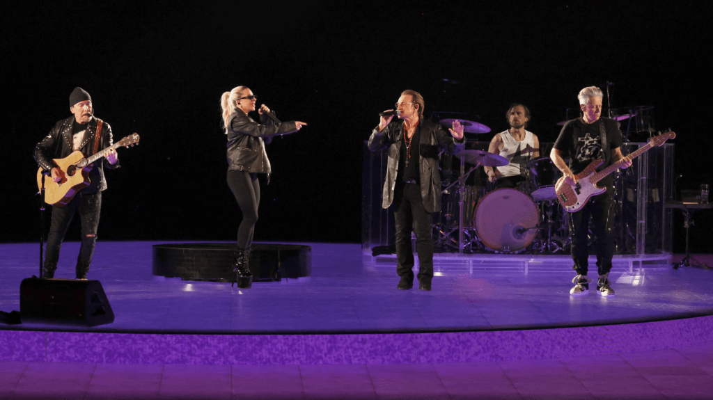 getty_u2ladygaga_102623900454