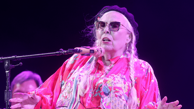 getty_jonimitchell_121423939382