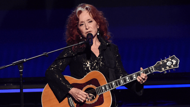 getty_bonnieraitt_011024770069