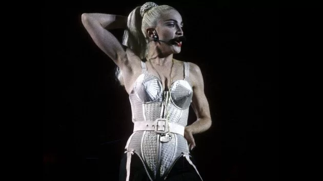 getty_madonnacorset_0q11724825850