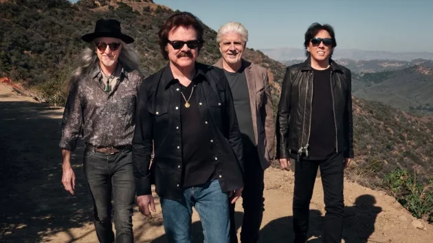 m_doobiebrothers_0122242027