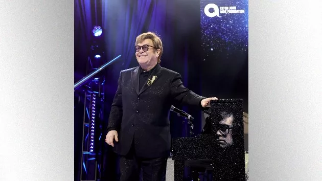 m_eltonjohnataidsfoundationauction_theo20wargo20getty20images20for20the20elton20john20foundation660841