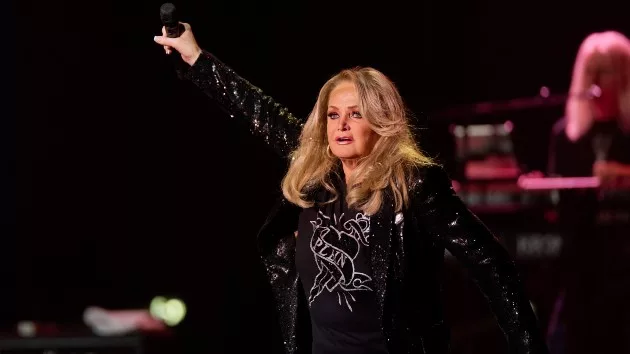getty_bonnietyler_040924385338
