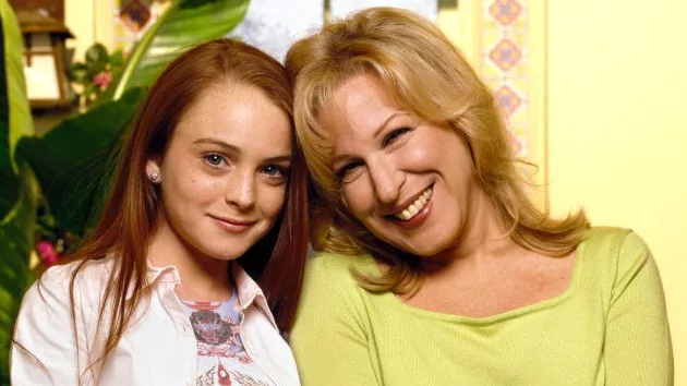 getty_lindsay_lohan_bette_midler_05082024141085
