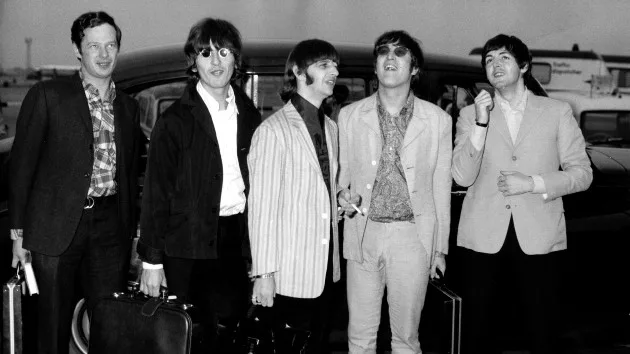 getty_brianepsteinandbeatles_05302474200