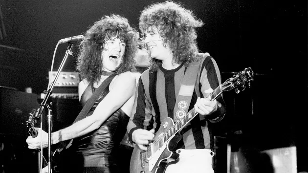 m_reospeedwagonrockpalast20_062124502179