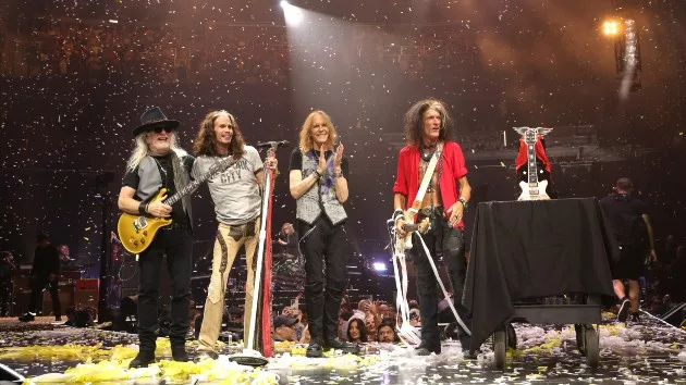 getty_aerosmith_08022454845