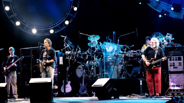 getty_gratefuldead_080924405537