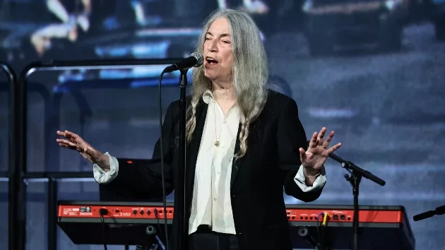 getty_pattismith_08272491222